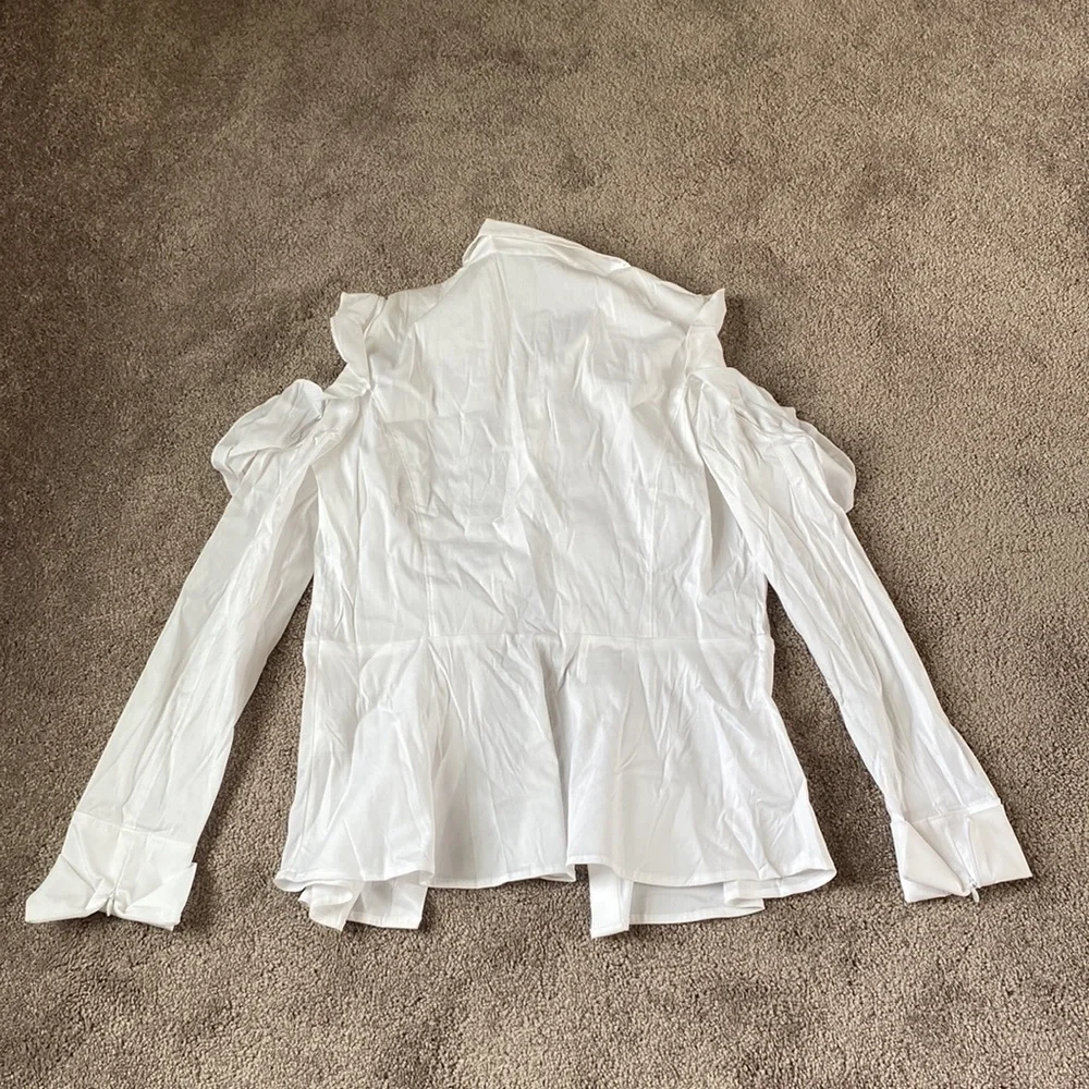 White House Black Market White Button Down Cold Shoulder Top SIZE 4 - Picture 5 of 5